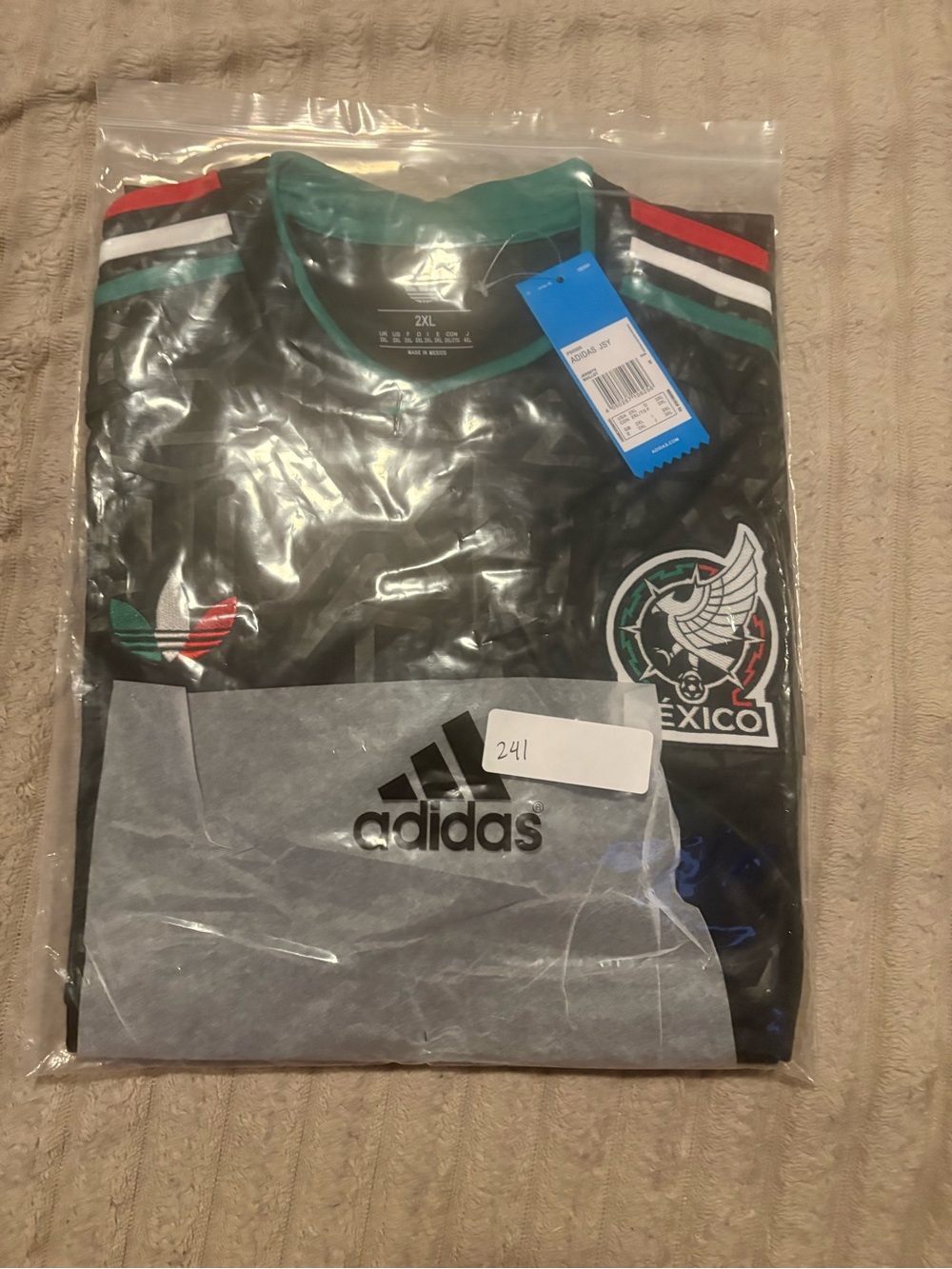 Adidas Men’s Mexico Black Soccer Jersey - 2XL BNWT.
